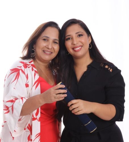 THAISA E NADJA